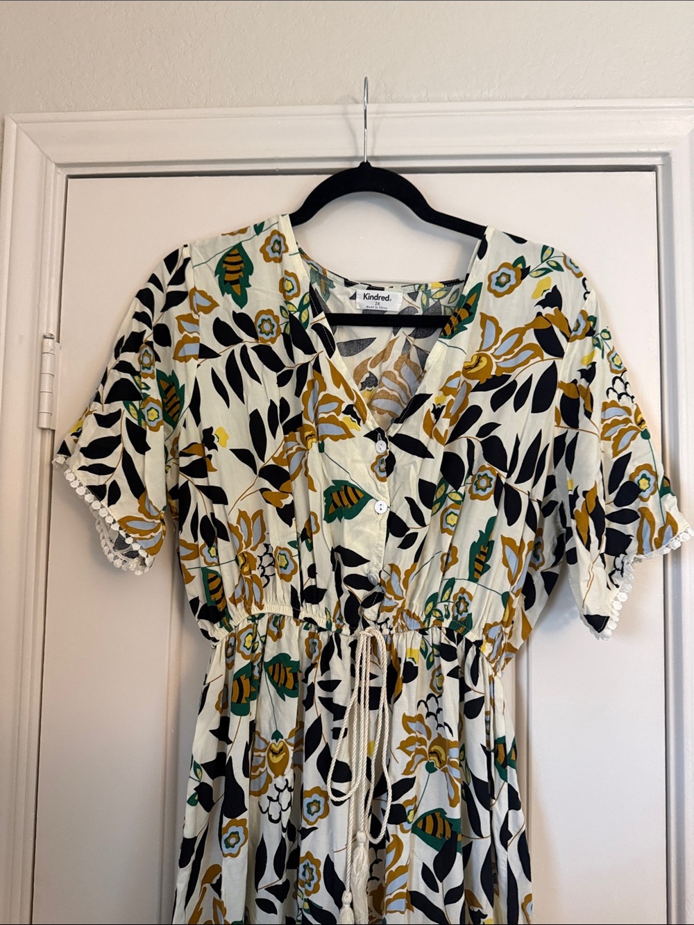 Kindred Cream Floral Midi Dress with Black & Green Print - Picture 4 of 6